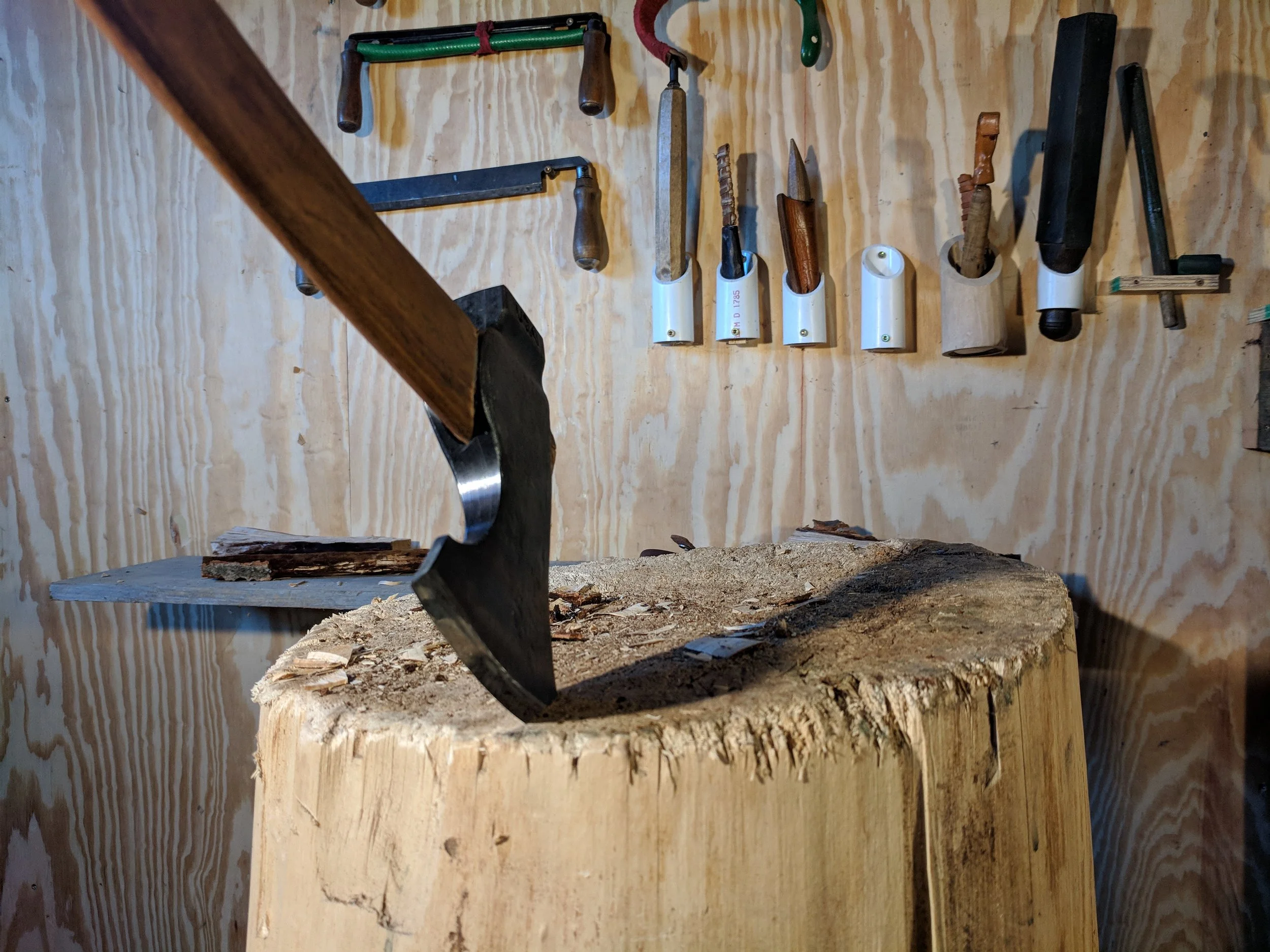 Council tools camp carver cheap axe